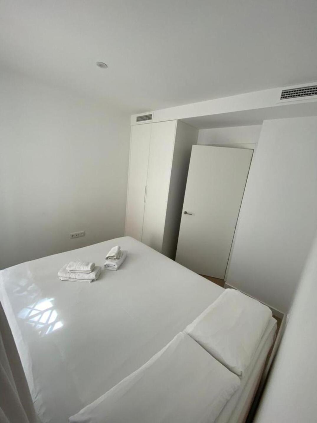 Apartamentos Mercado Central บาเลนเซีย ภายนอก รูปภาพ